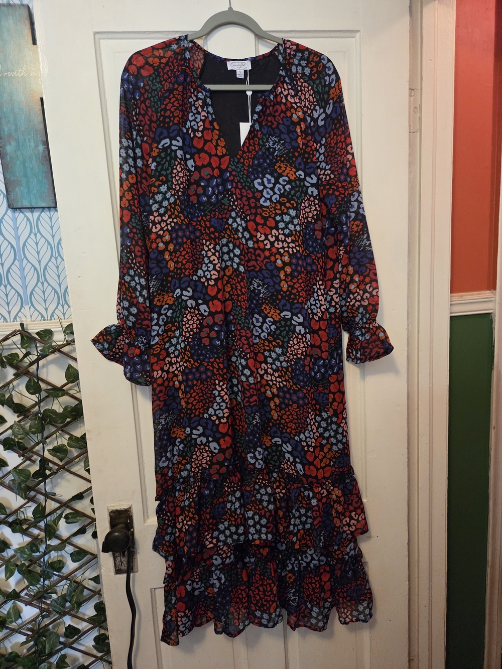 Vince Camuto Multicolor Floral Print Long Sleeve Midi Dress - Red/Blue